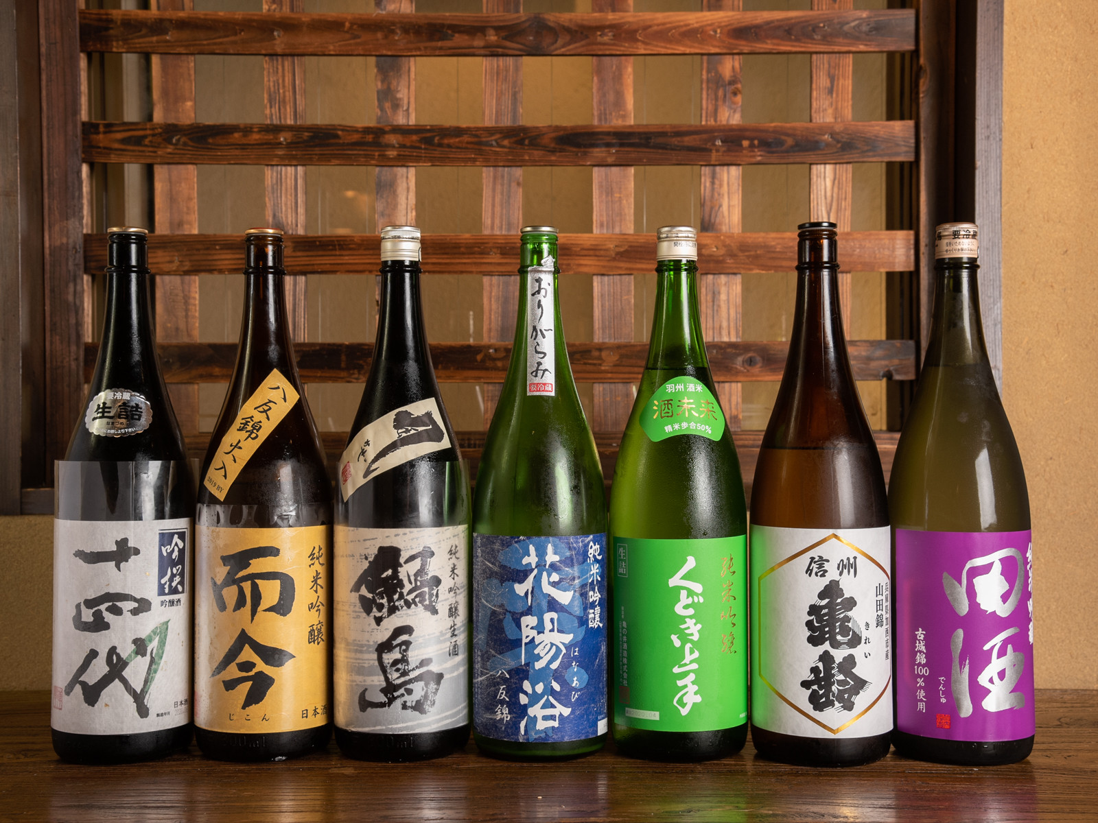 日本津々浦々の日本酒を取り揃えております